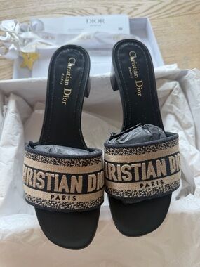 Christian Dior Deep Blue Dway Mules heeled 37.5 EU 100 % Authentic